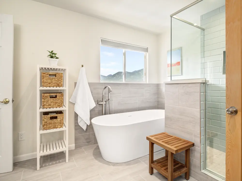Bathroom remodel by Stewart Remodeling in Colorado Springs, Colorado