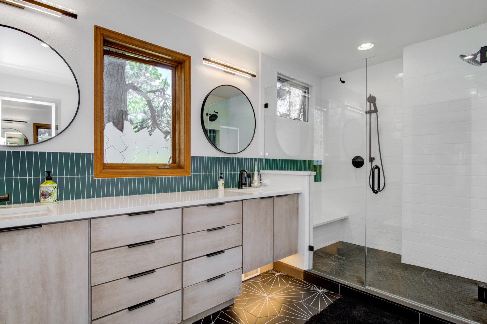 Monument Highlands Residence - Image 4
