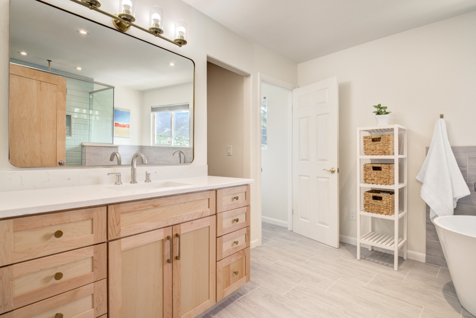 Pleasant Valley Residence - Image 2